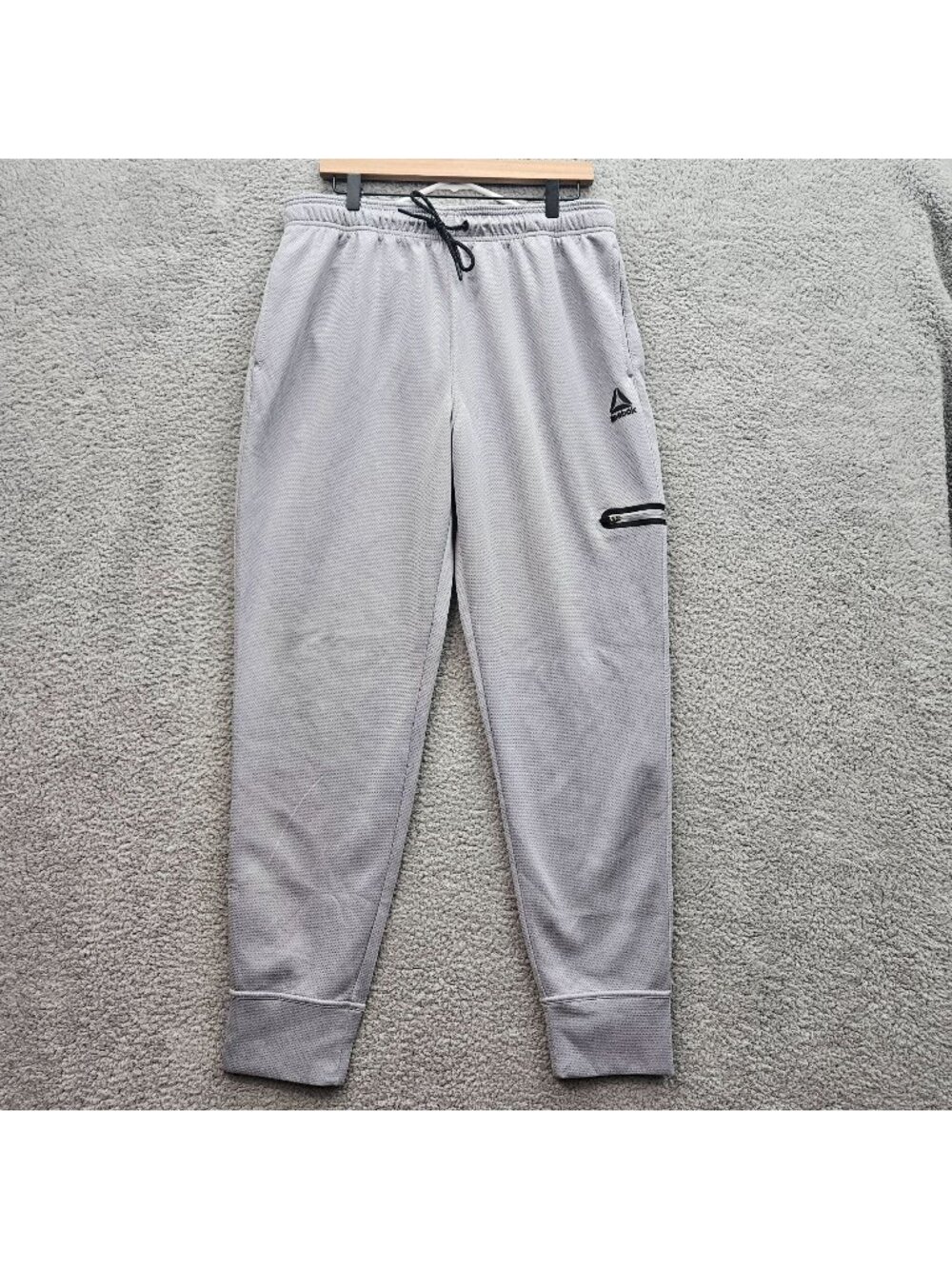 Reebok Mens Gray Joggers sdize large Zipper Pocket Elastic Waistband